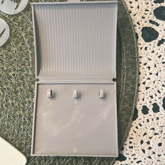 Vintage Tupperware lot of gadgets party gifts key holder scraper bottle top EVC - Picture 4 of 12